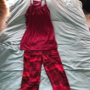Exercise tank & capris set